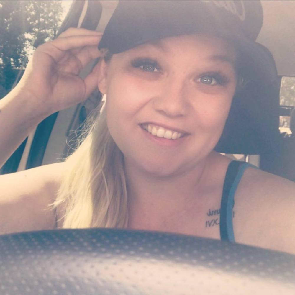 Meet your Posher, Alesha